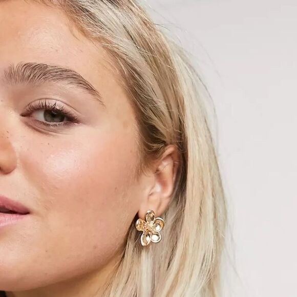 Gold Tone and Crystal Flower Post Earring - Picture 7 of 7